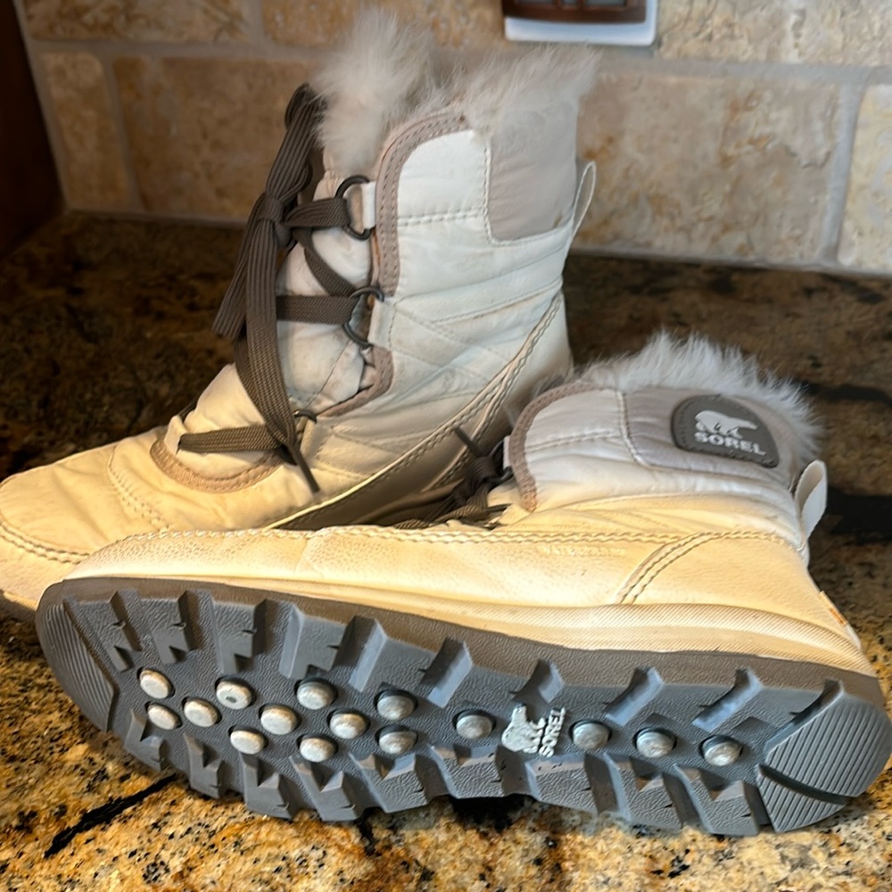 Sorrel waterproof boots